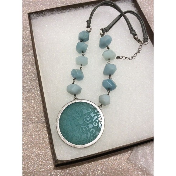 NEW~Silpada Sterling Silver Blue Quartzite Etched Pendant Necklace Retired - Picture 2 of 7